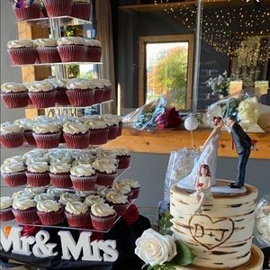 7 Tier Clear Cup Cake Stand.
